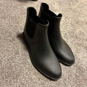 Storm by Cougar Rain Chelsea Boot 10